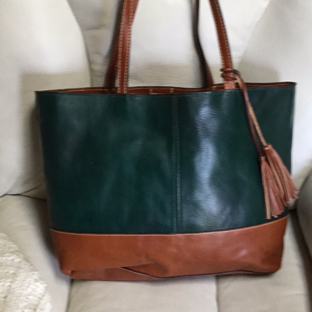 Patricia Nash tote and matching wallet